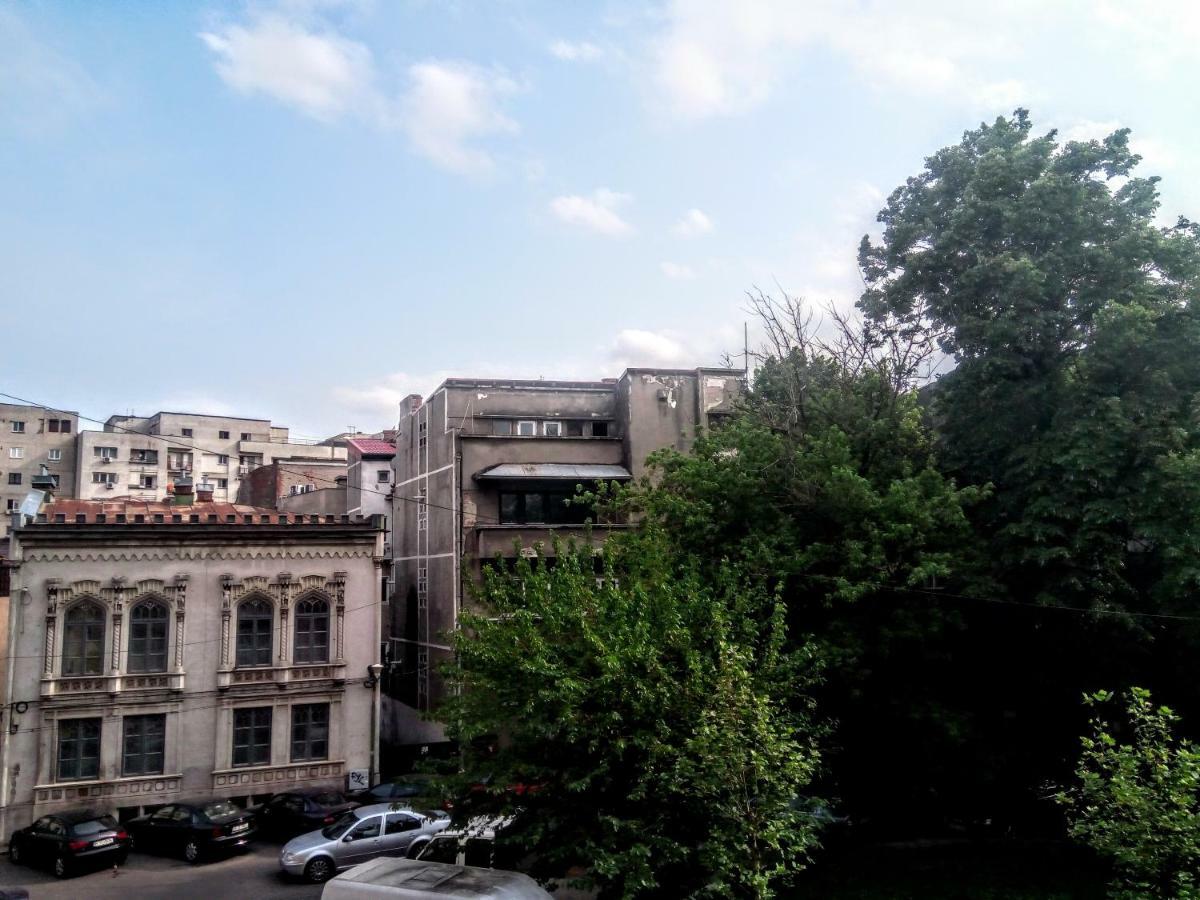 Central Bright Modern Studio Bucharest Exterior photo